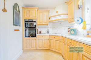 Photo 8- click for photo gallery